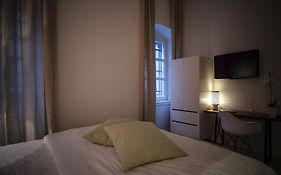 Gardin Split Apartment And Suite