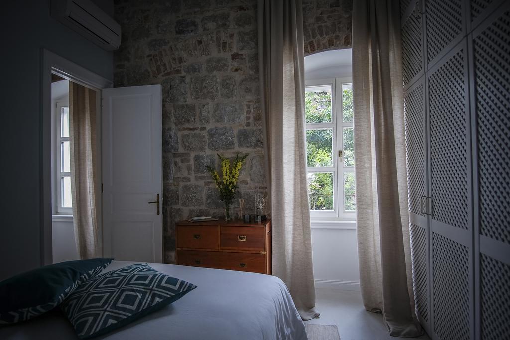 Gardin Split Apartment And Suite Exterior photo
